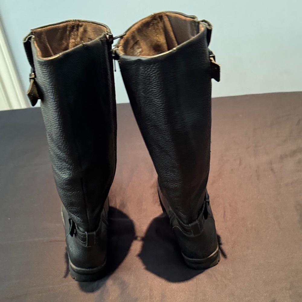 BOC Black Leather snow Women's Boots preowned non smoking home great shape - Picture 2 of 8